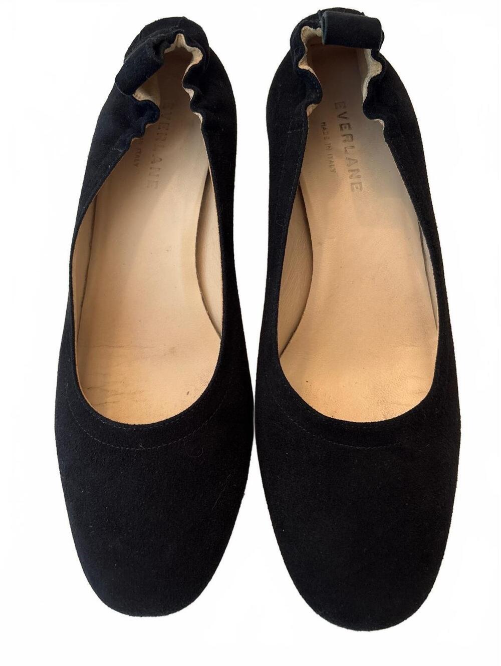 Everlane Made in Italy Black Suede Pumps like new 6.5